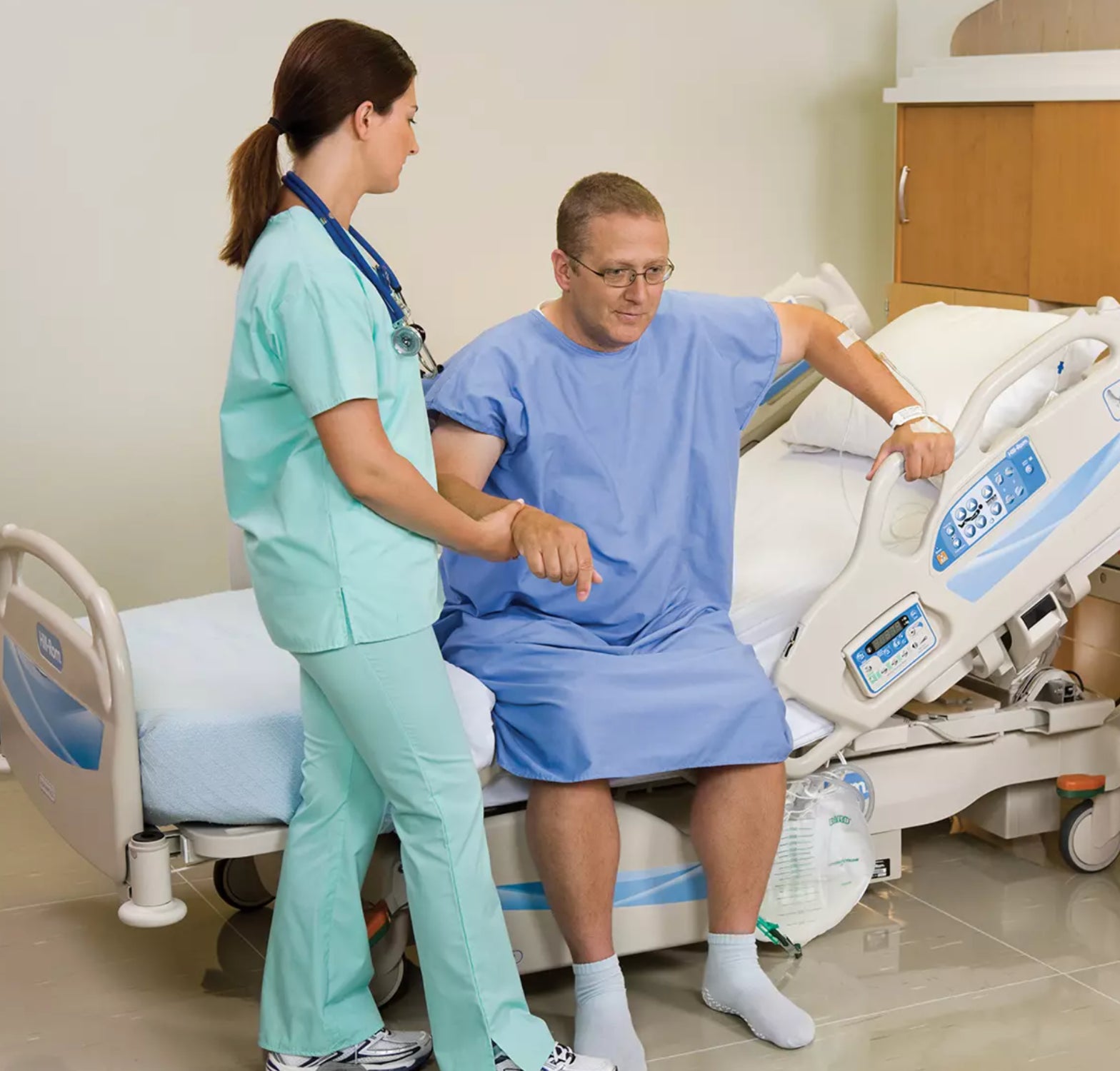 Hill-Rom Advanta 2 P1190 MedSurg Hospital Bed (Certified Refurbished)